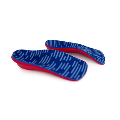 angled view of PowerStep Pinnacle Junior 3/4 insoles