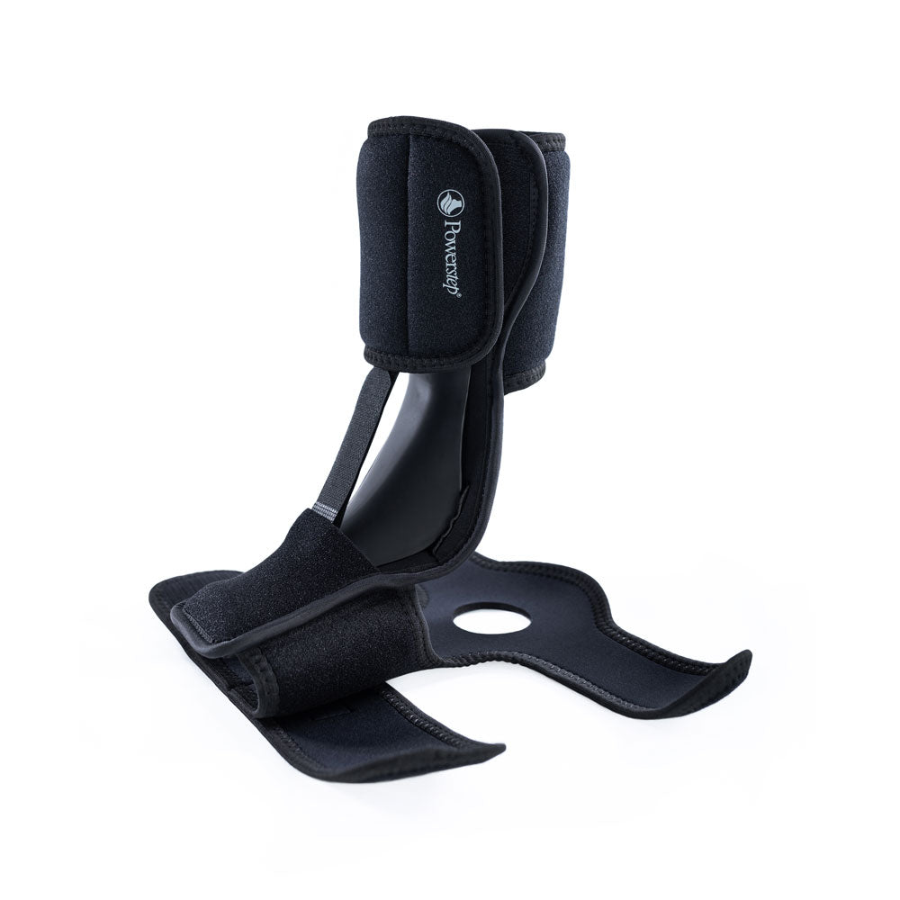 PowerStep Dorsal Night Splint for men and women, stretches the plantar fascia to reduce inflammation and pain, less bulky than traditional night splints, relief of pain and discomfort associated with plantar fasciitis and achilles tendonitis, opening at heel prevent migration during sleep, Plantar fasciitis (mild to severe or chronic), Achilles tendonitis, heel and arch pain, calf muscle cramps, muscle tightening, and runners’ cramps, adjustable flexion strap for adjustable closures and controlled stretch