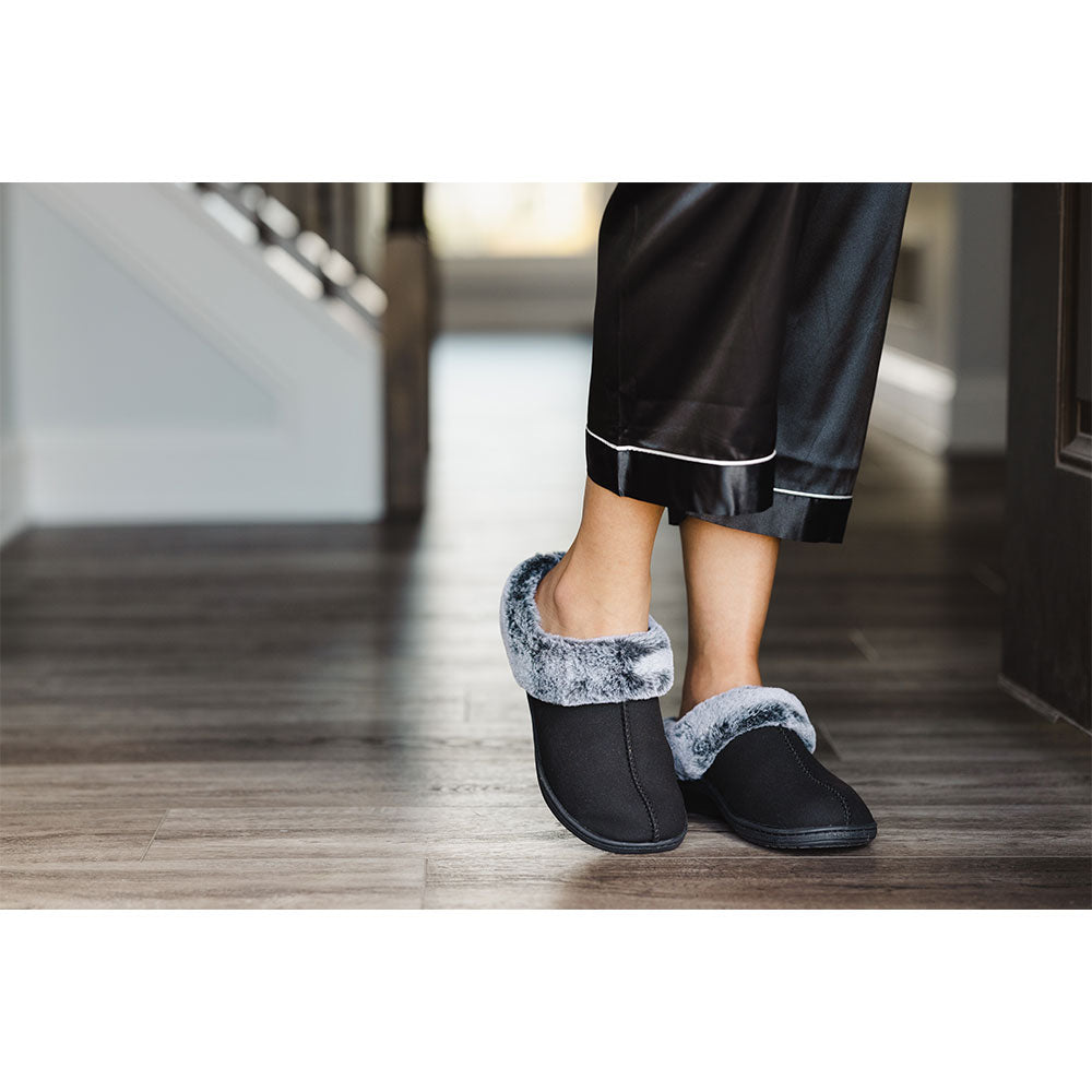 Best Slippers With Arch Support for Men & Women | Olukai – OluKai Canada
